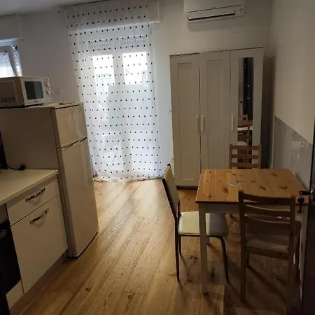 Apartment Ak Holidays 81